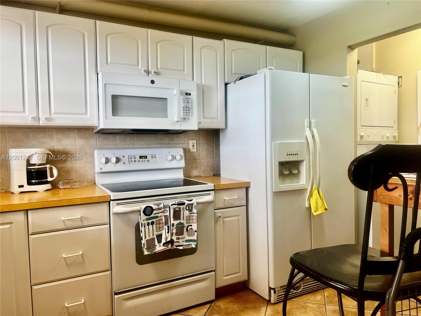 804 2 / 2 1100 sq. ft. $ 2026-04-27 0 foto