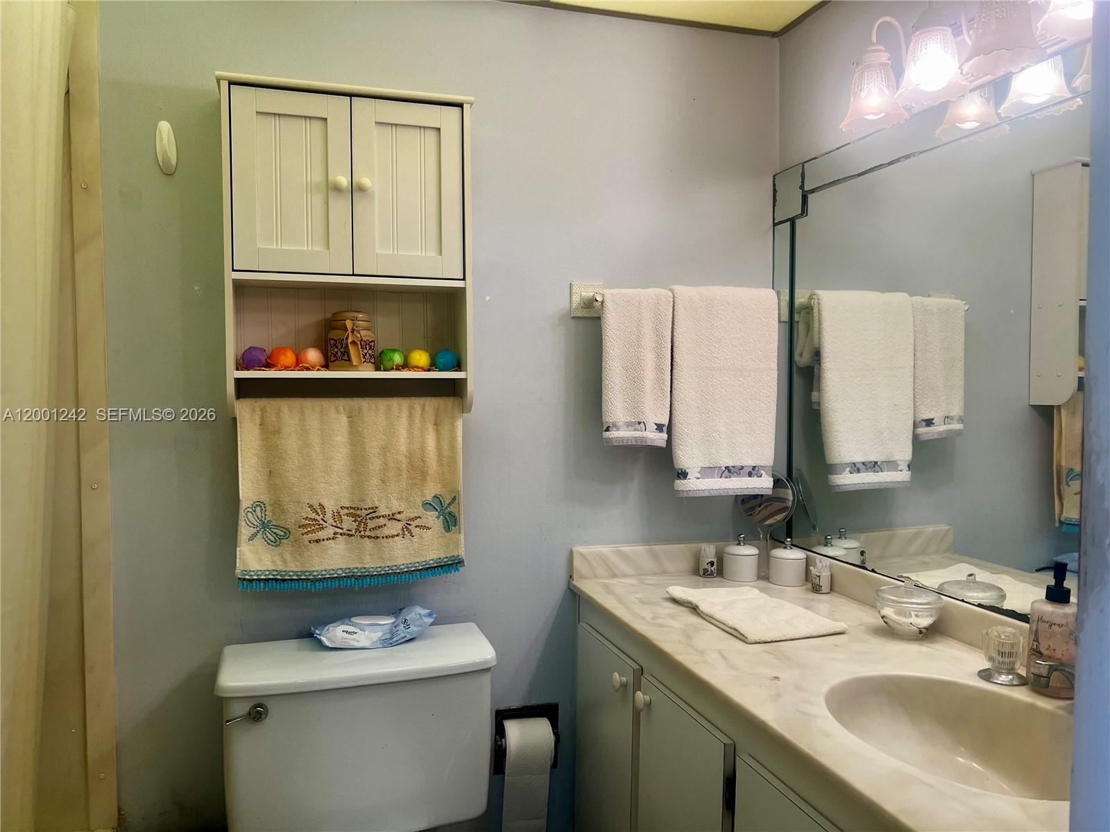 804 2 / 2 1100 sq. ft. $ 2026-04-27 0 foto