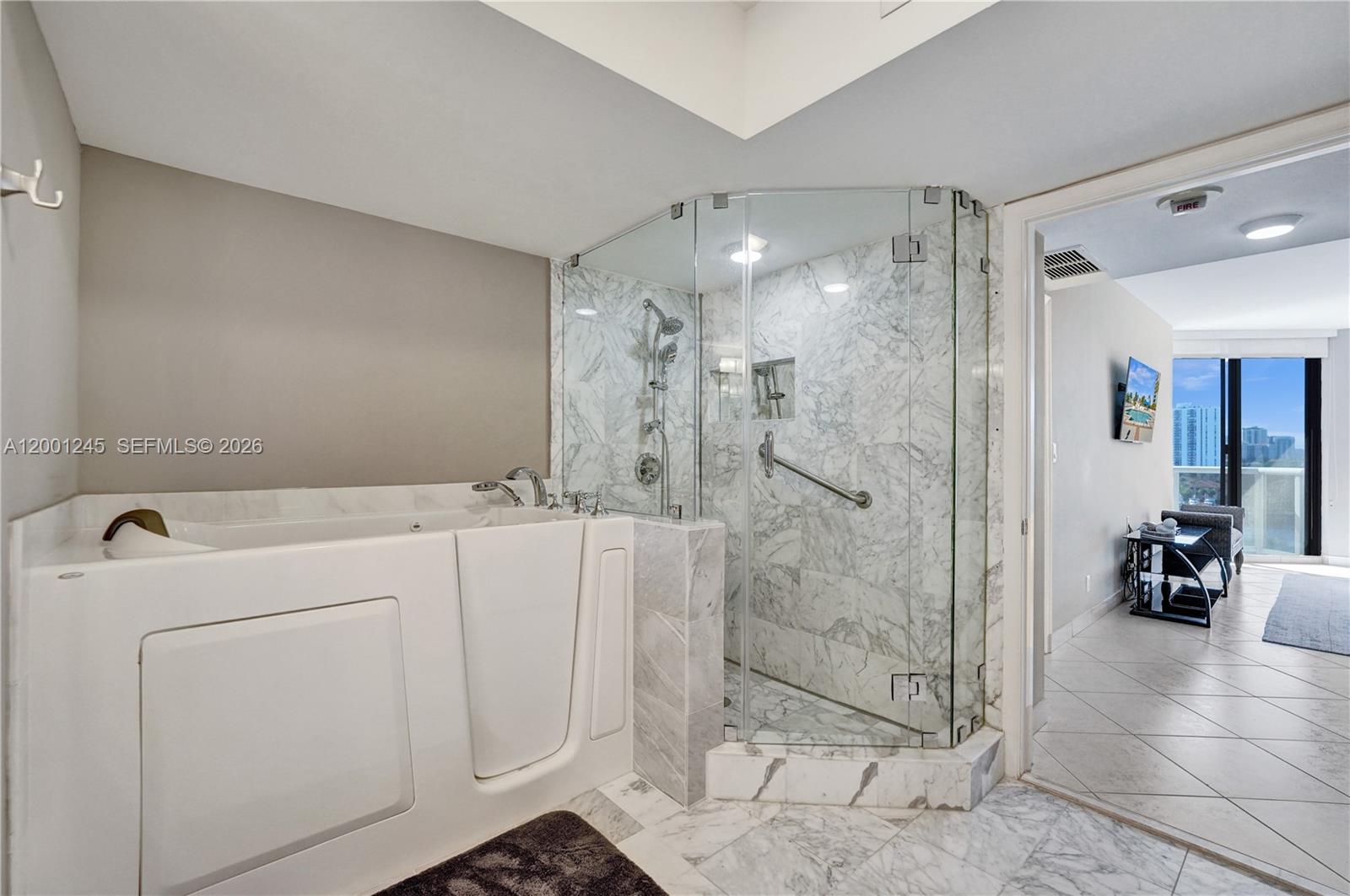 Photo of 3600 Yacht Club Dr  #904, Aventura, Florida, 33180 - 