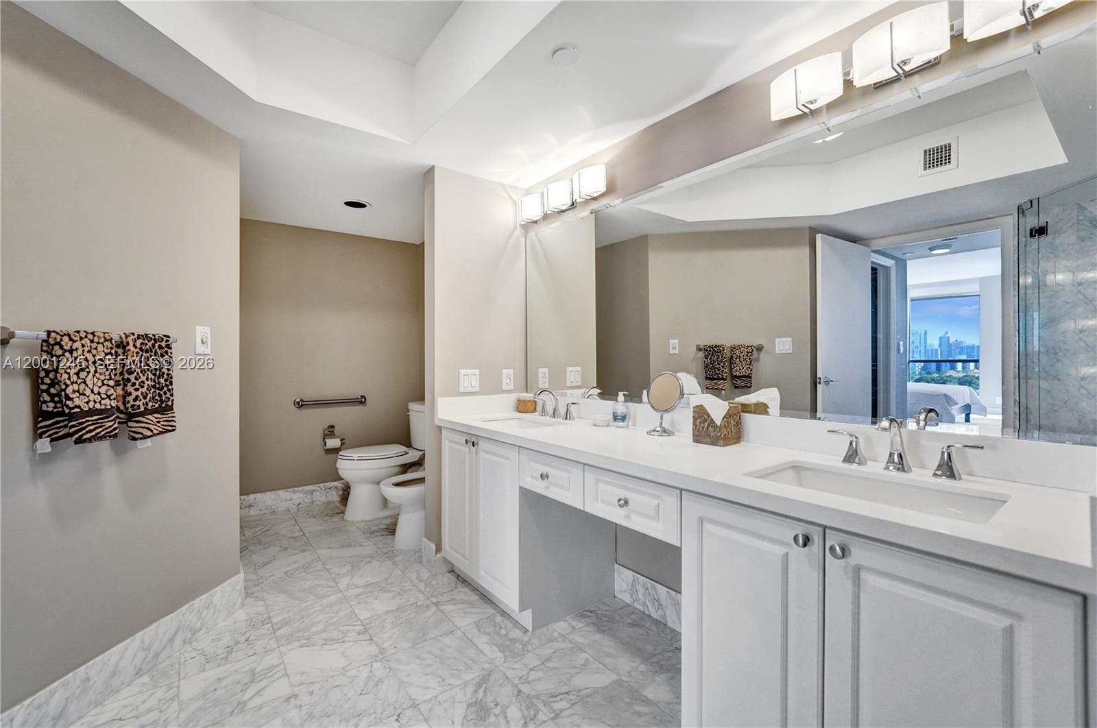Photo of 3600 Yacht Club Dr  #904, Aventura, Florida, 33180 - 