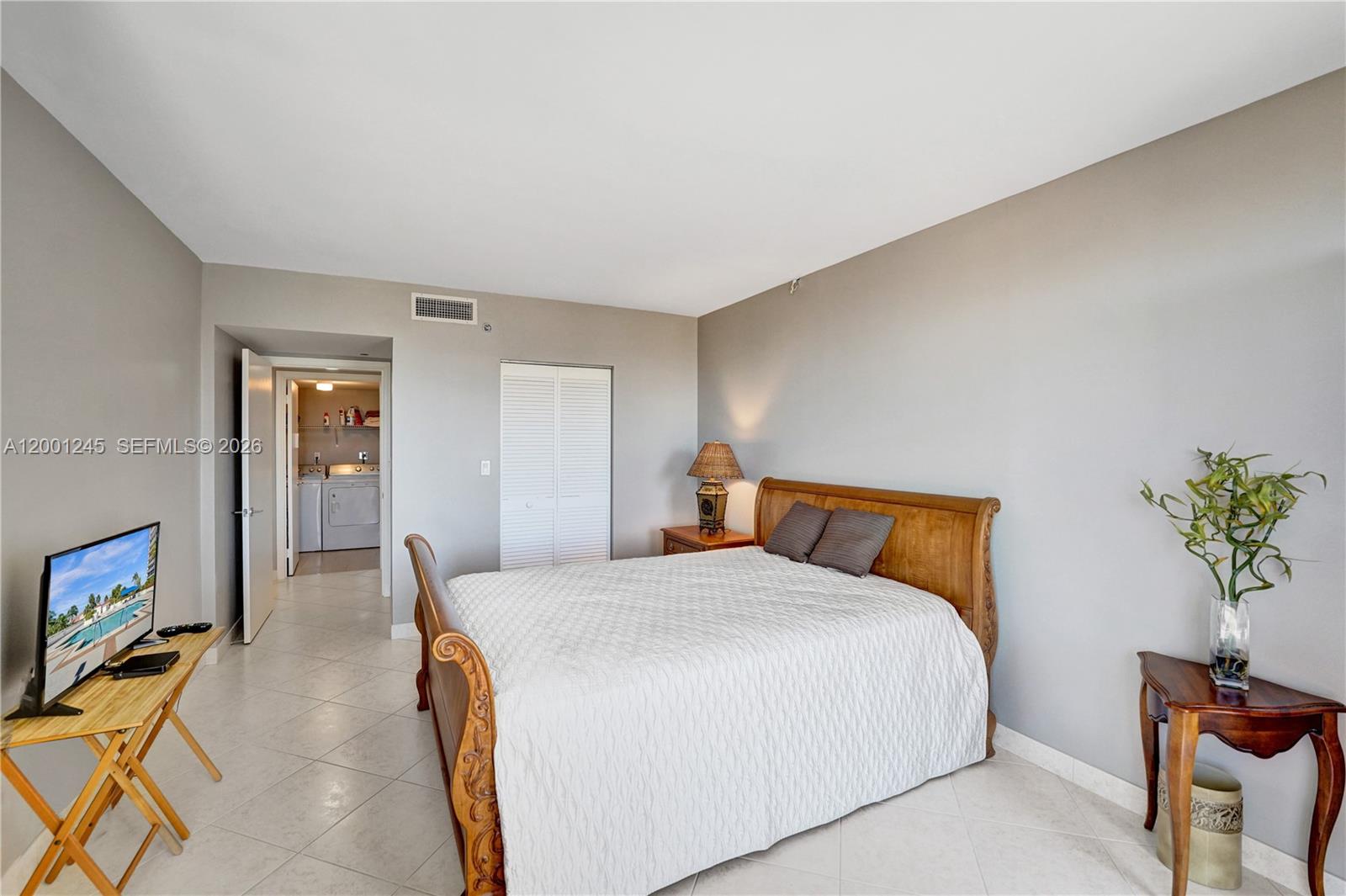 Photo of 3600 Yacht Club Dr  #904, Aventura, Florida, 33180 - 