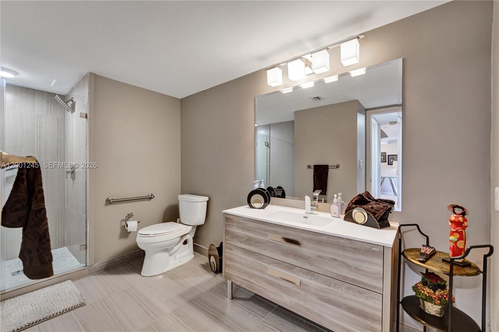 Photo of 3600 Yacht Club Dr  #904, Aventura, Florida, 33180 - 