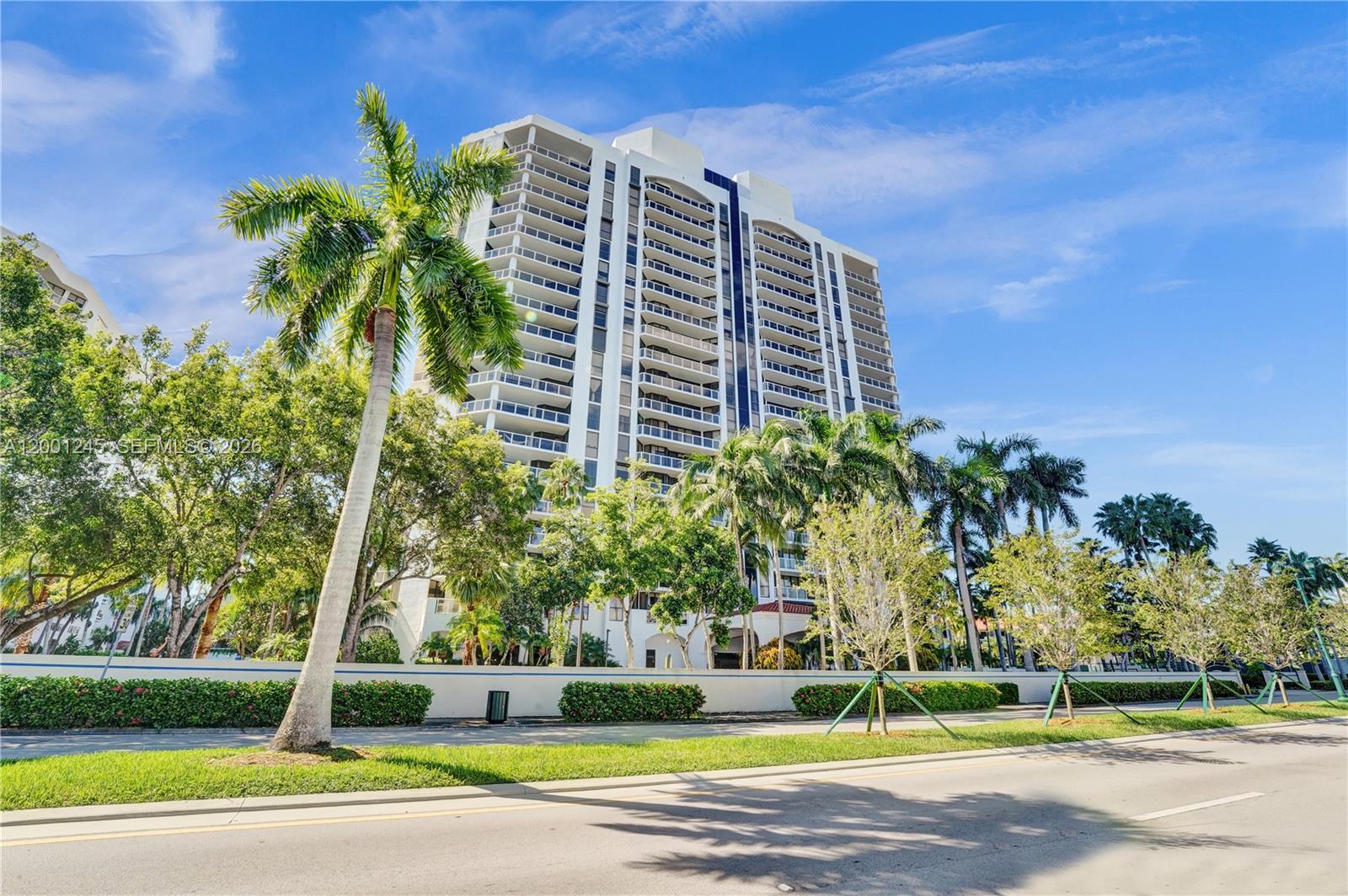 Photo of 3600 Yacht Club Dr  #904, Aventura, Florida, 33180 - 
