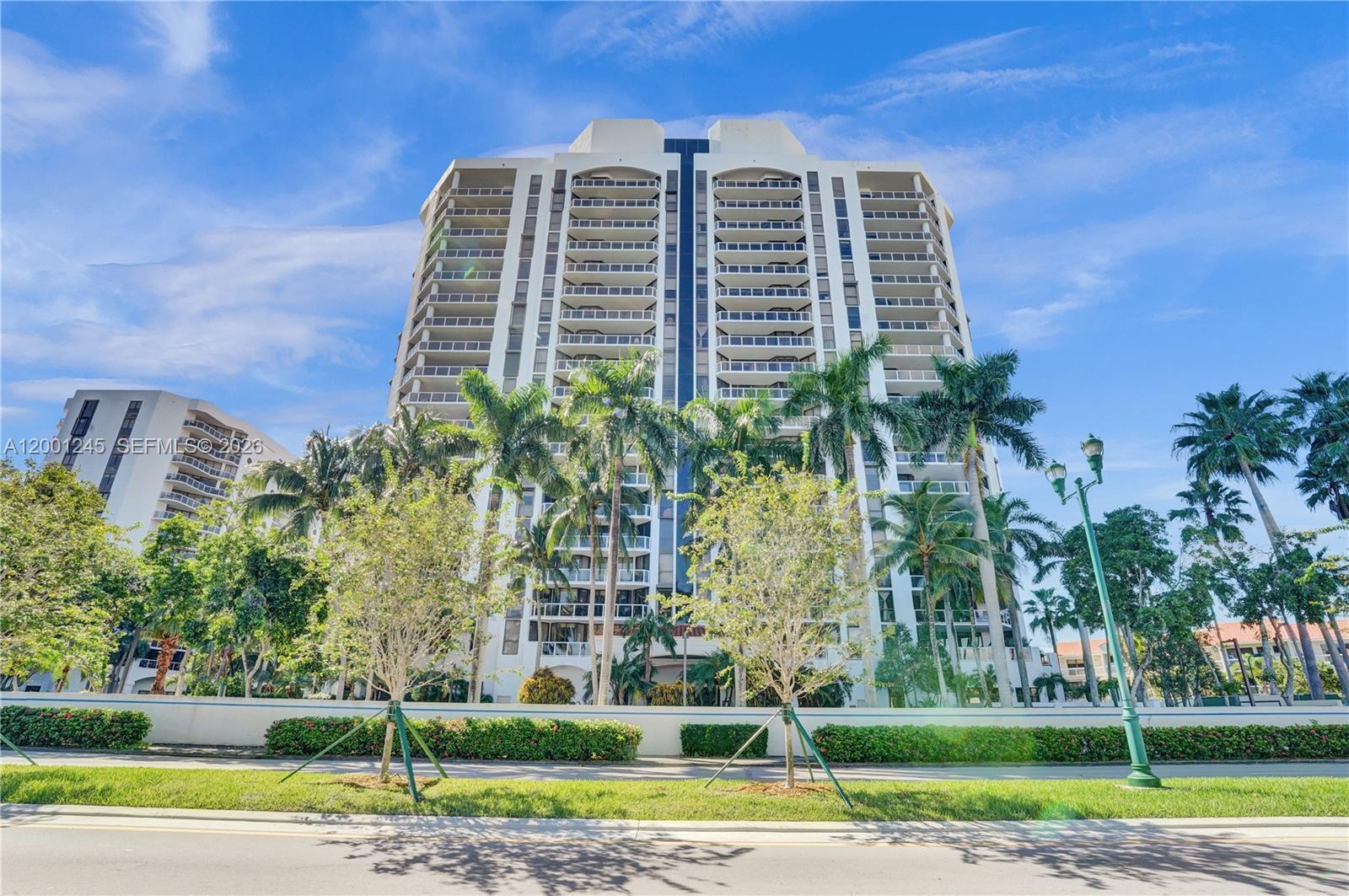 Photo of 3600 Yacht Club Dr  #904, Aventura, Florida, 33180 - 