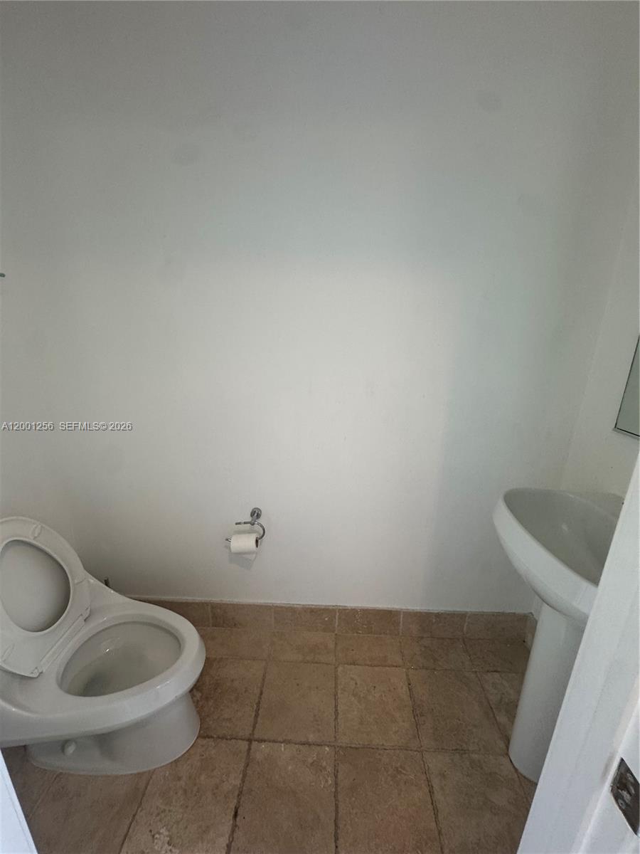 608 1 / 2 881 sq. ft. $ 2026-04-27 0 Photo