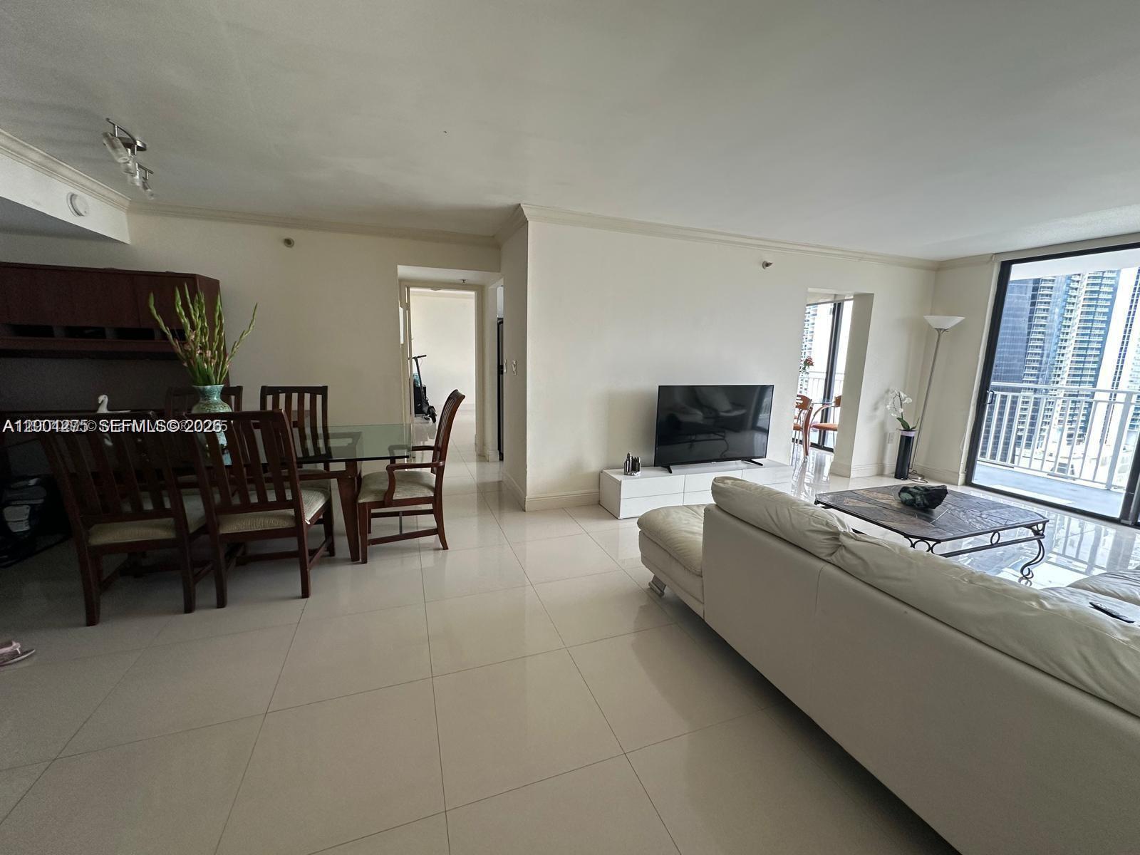 See details 2202 2 / 2 1507 sq. ft. $ 2026-04-15 0 Photo