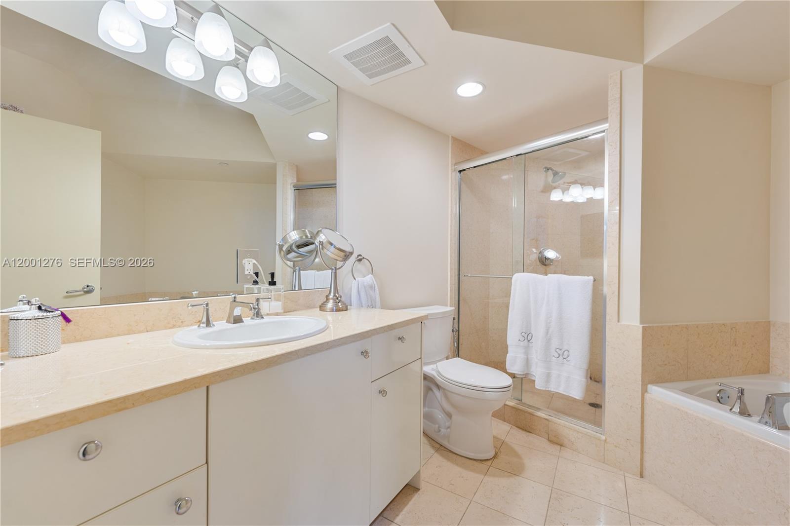 Photo of 20000 Country Club Dr  #610, Aventura, Florida, 33180 - 