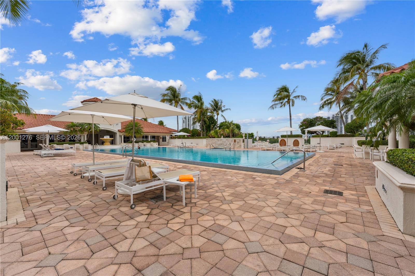 Photo of 20000 Country Club Dr  #610, Aventura, Florida, 33180 - 