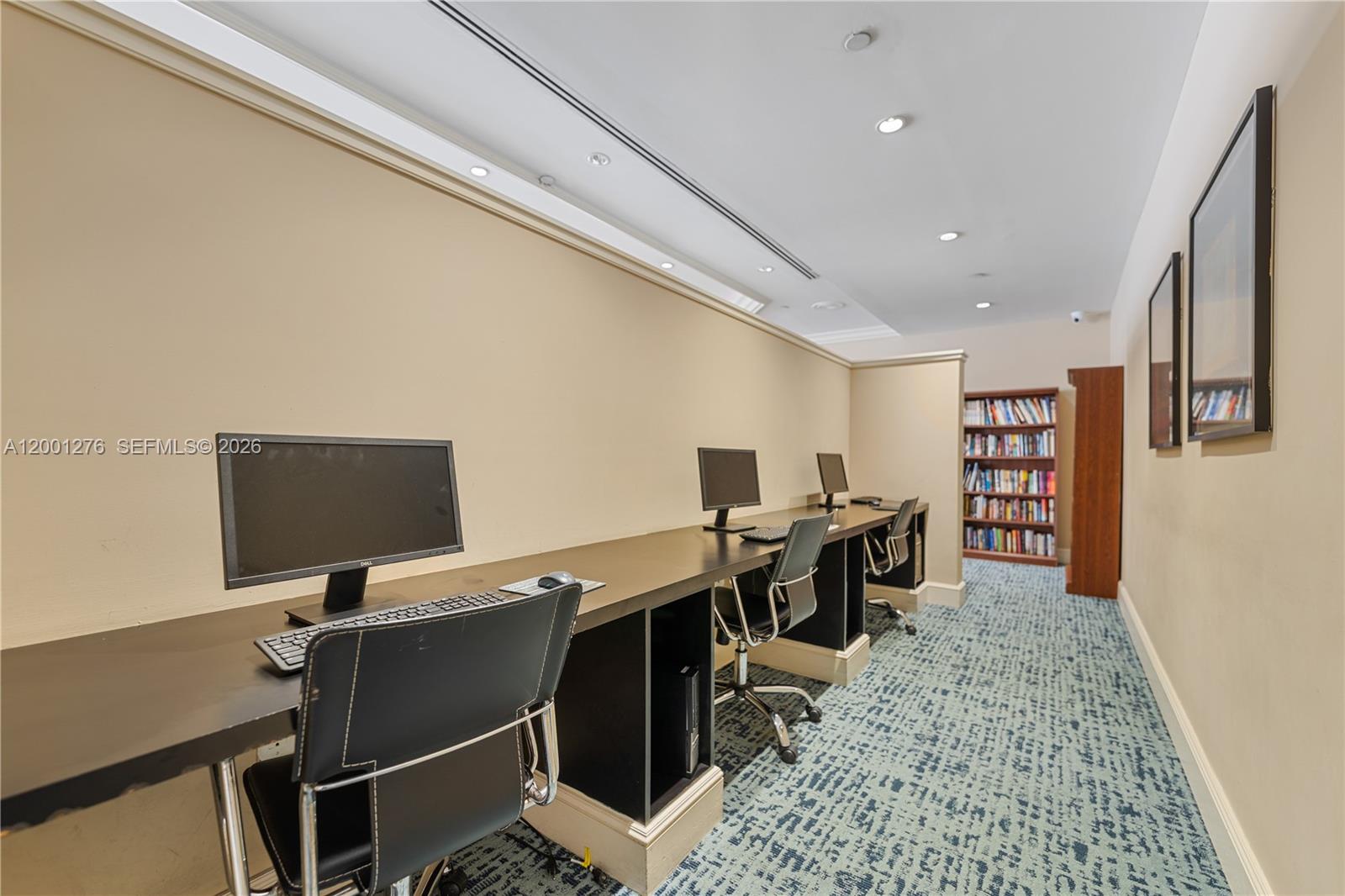 Photo of 20000 Country Club Dr  #610, Aventura, Florida, 33180 - 