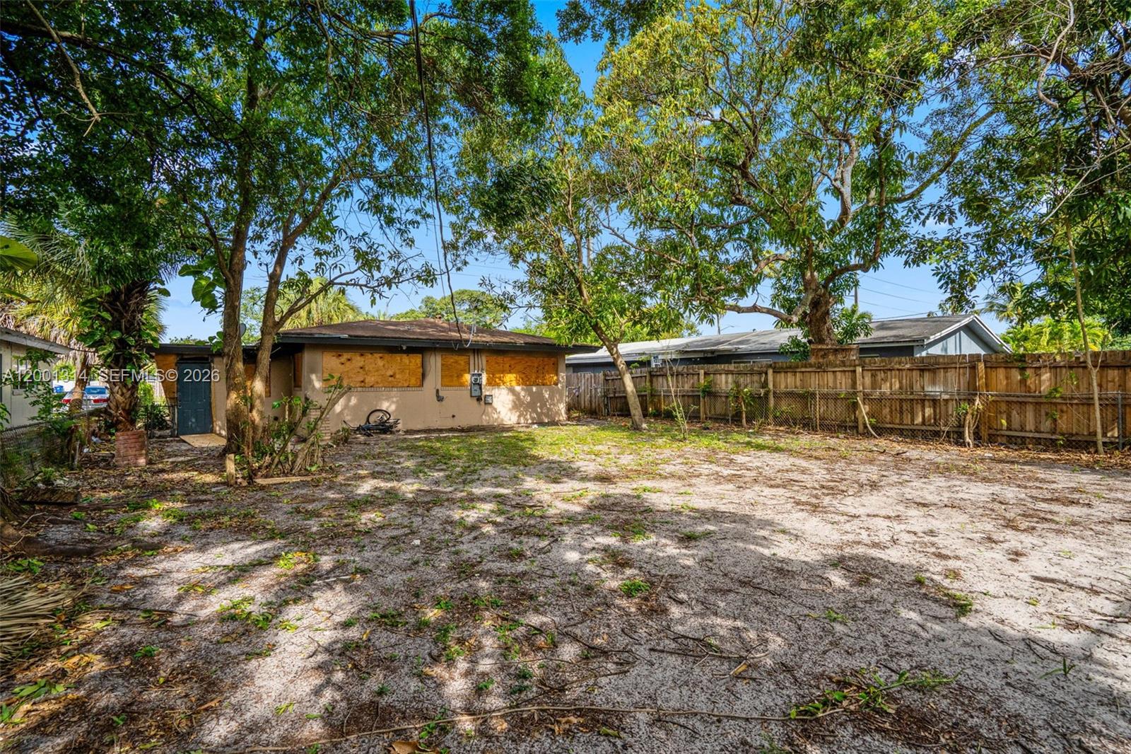   /   sq. ft. $ 2026-04-15 0 Photo