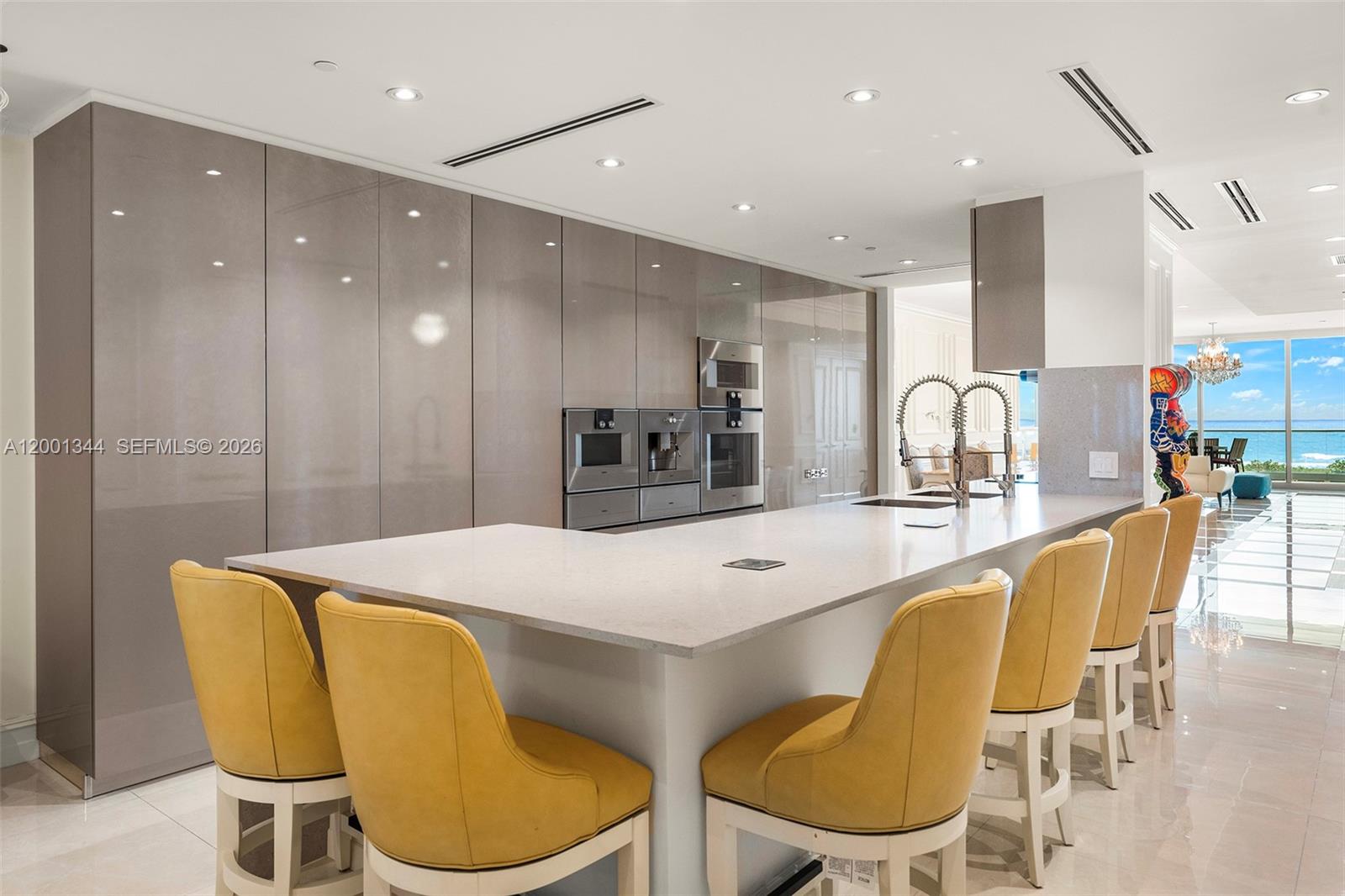 See details 203 4 / 5 3653 sq. ft. $ 2026-04-15 0 Photo