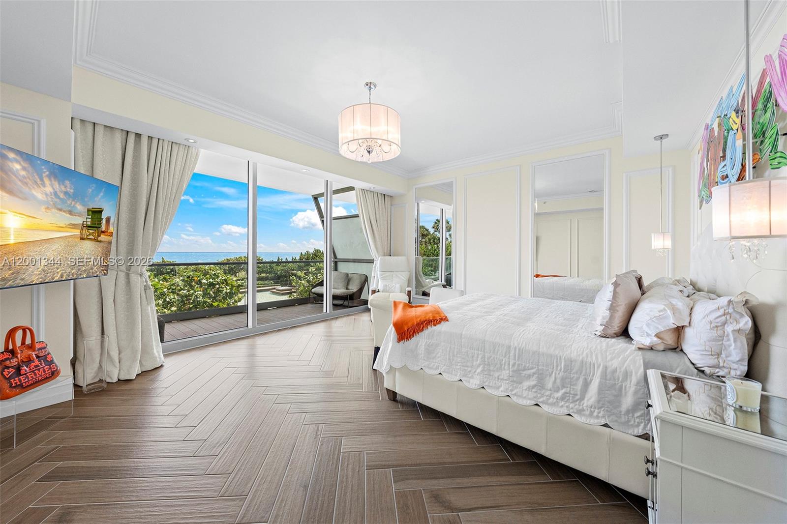 See details 203 4 / 5 3653 sq. ft. $ 2026-04-15 0 Photo