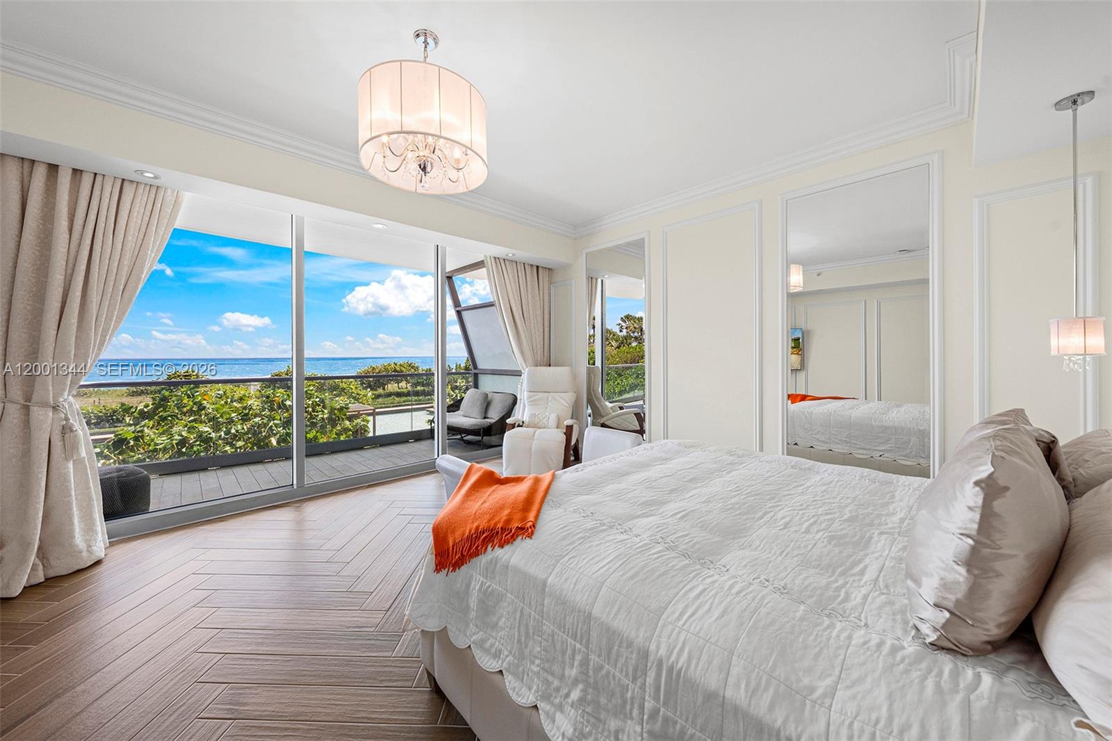 See details 203 4 / 5 3653 sq. ft. $ 2026-04-15 0 Photo