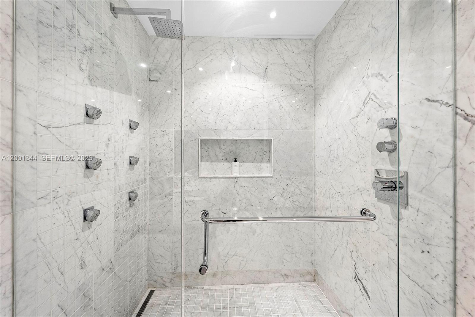 See details 203 4 / 5 3653 sq. ft. $ 2026-04-15 0 Photo