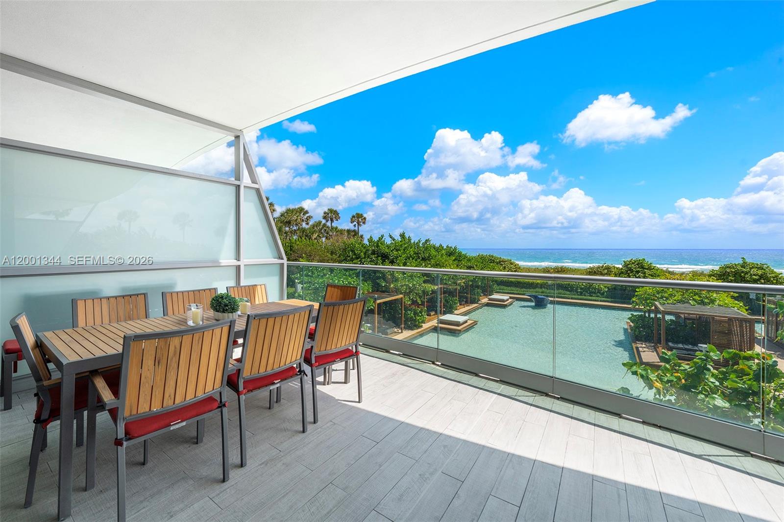 See details 203 4 / 5 3653 sq. ft. $ 2026-04-15 0 Photo