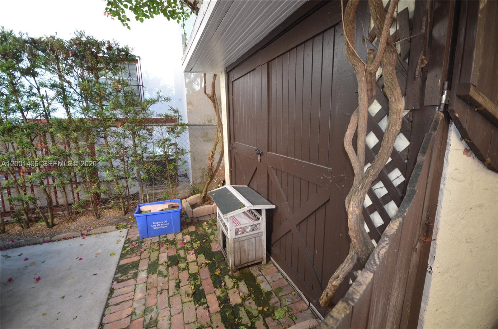   /   sq. ft. $ 2026-04-15 0 Photo