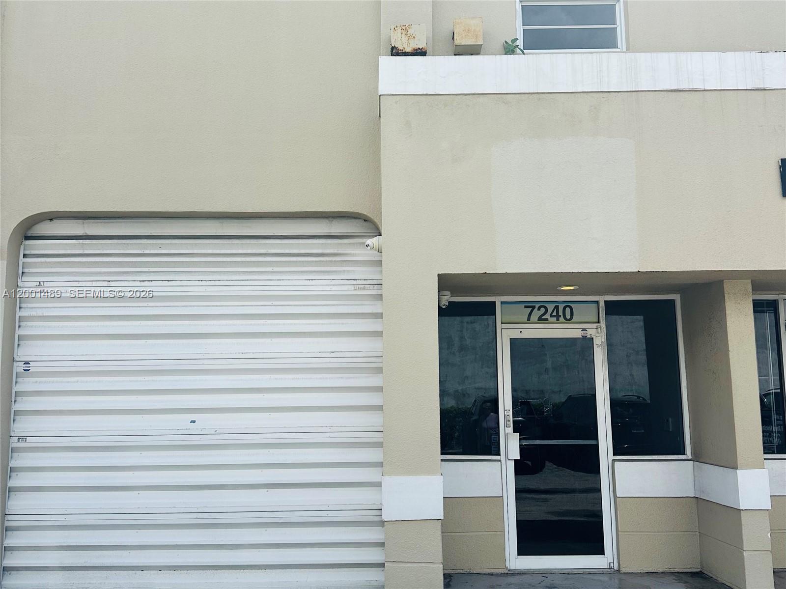 3  /   sq. ft. $ 2026-04-15 0 Photo