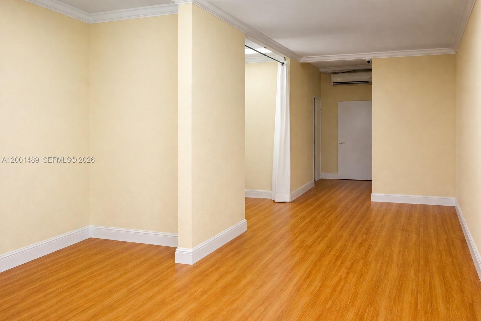 3  /   sq. ft. $ 2026-04-15 0 Photo