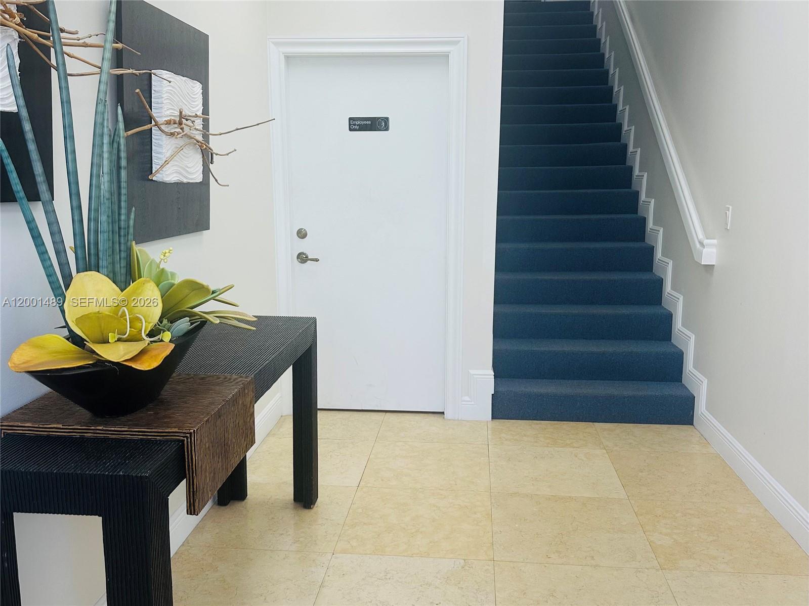 3  /   sq. ft. $ 2026-04-15 0 Photo