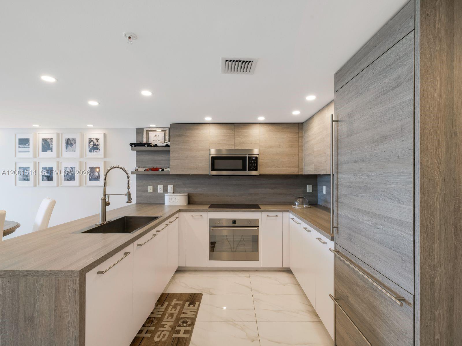 Photo of 400 Sunny Isles Blvd  #1416, Sunny Isles Beach, Florida, 33160 - 