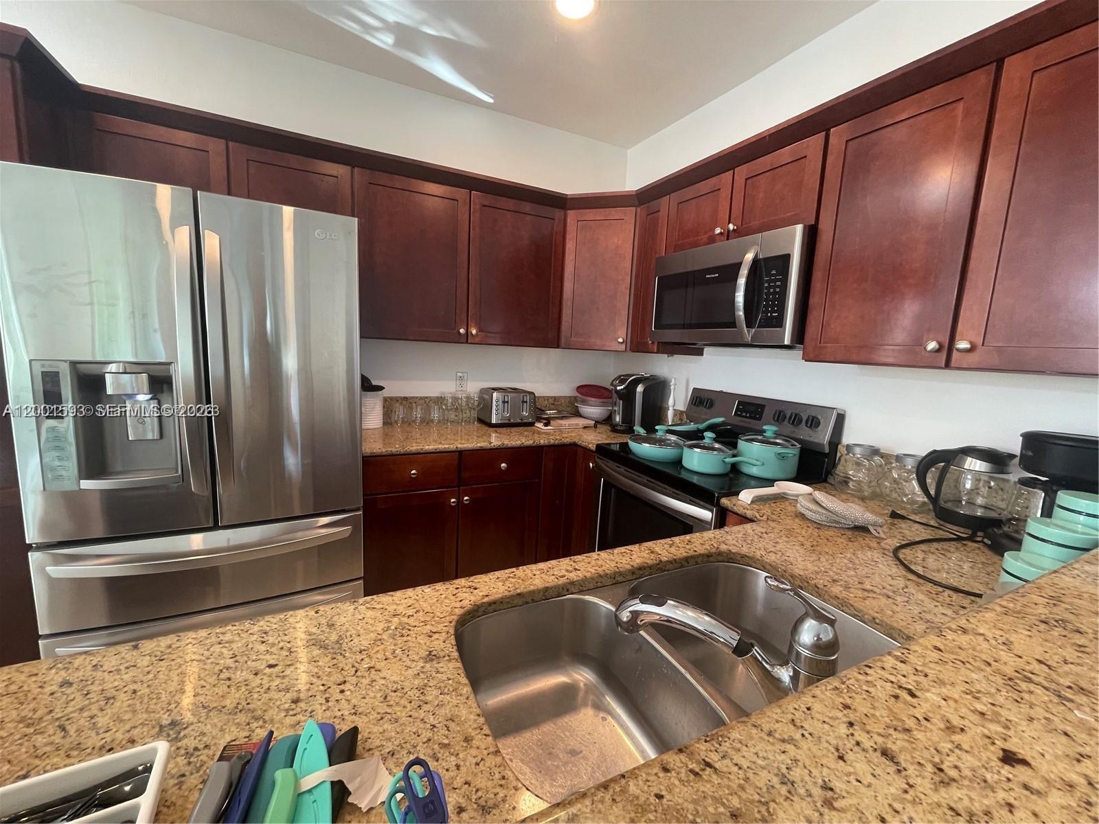   /  11652 sq. ft. $ 2026-04-15 0 Photo