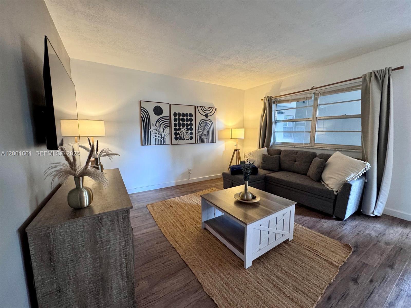 1-14  /   sq. ft. $ 2026-04-15 0 Photo