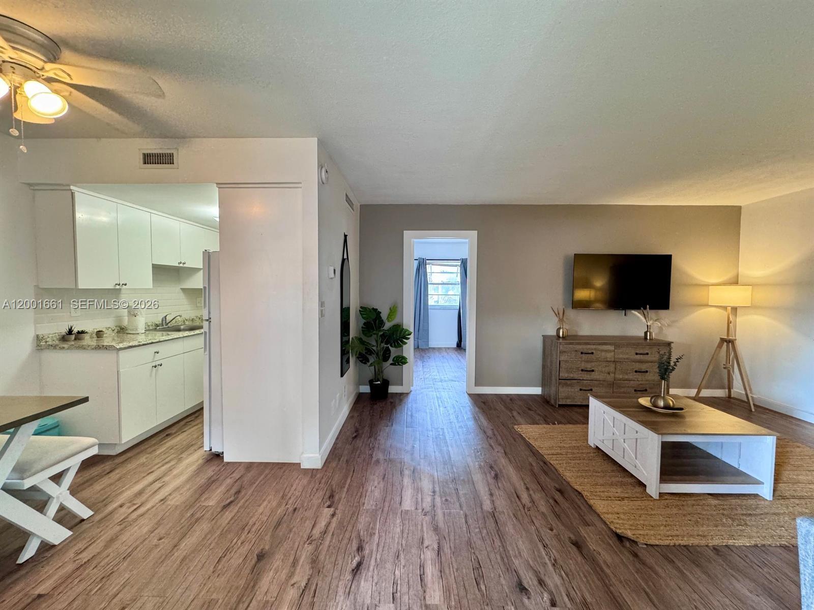 1-14  /   sq. ft. $ 2026-04-15 0 Photo