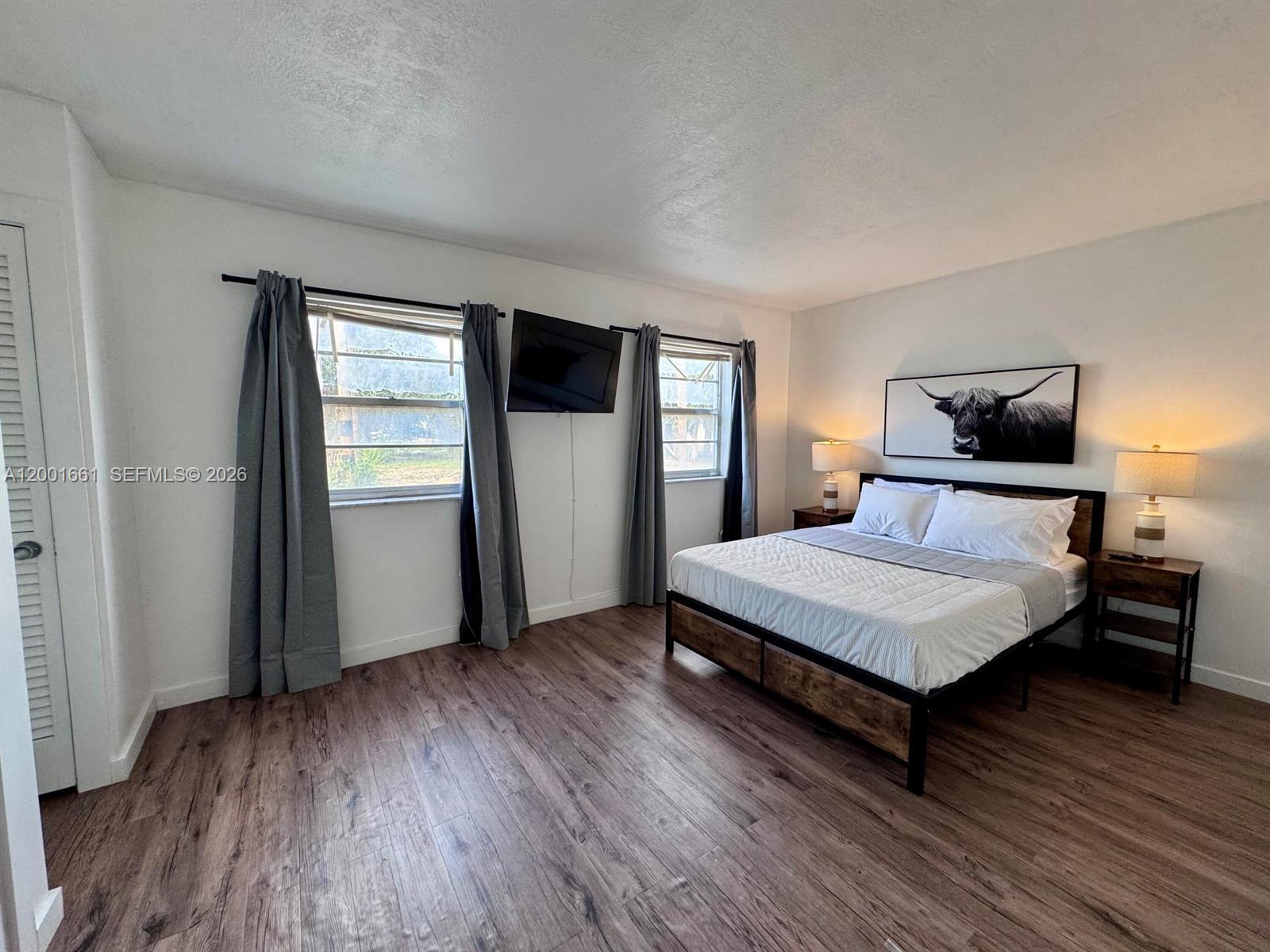 1-14  /   sq. ft. $ 2026-04-15 0 Photo