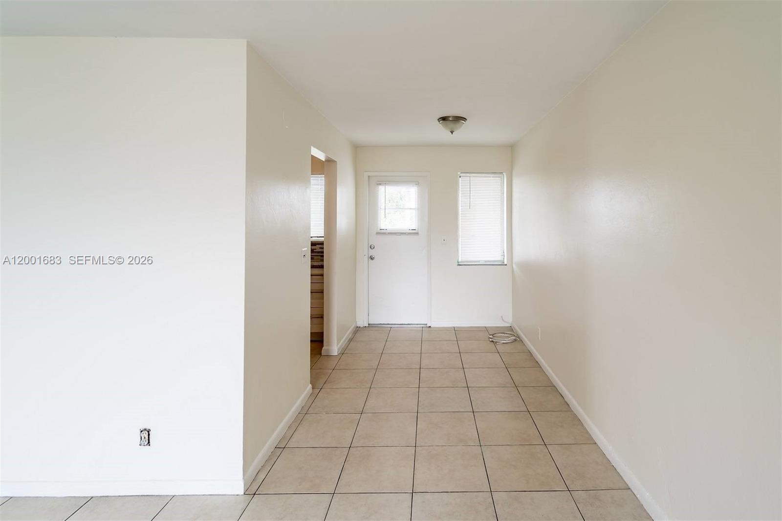 1-16  /   sq. ft. $ 2026-04-15 0 Photo