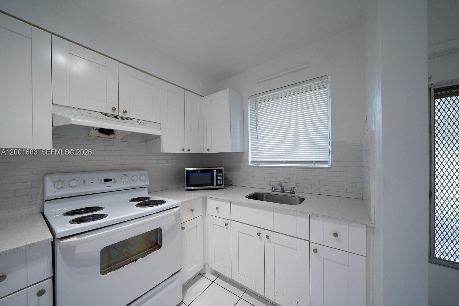 1-16  /   sq. ft. $ 2026-04-15 0 Photo