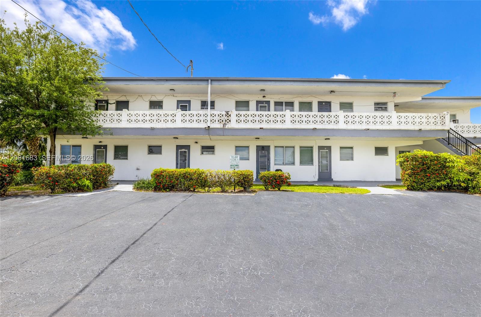 1-16  /   sq. ft. $ 2026-04-15 0 Photo