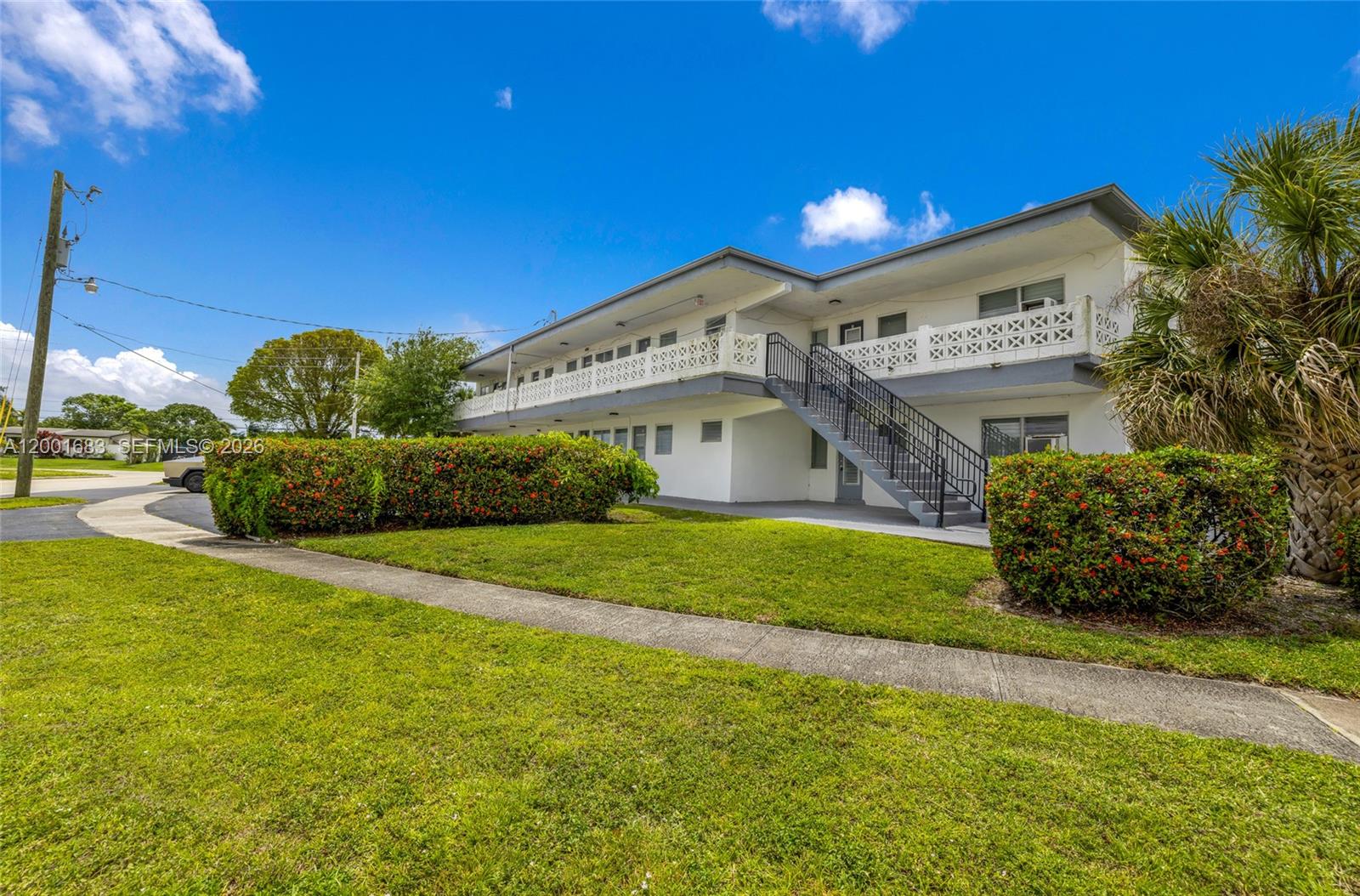 1-16  /   sq. ft. $ 2026-04-15 0 Photo