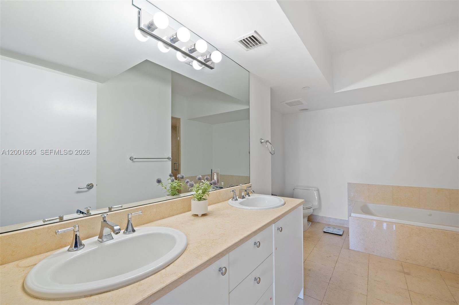 Photo of 20000 Country Club Dr  #314, Aventura, Florida, 33180 - 