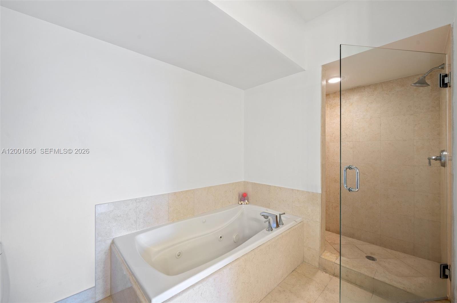 Photo of 20000 Country Club Dr  #314, Aventura, Florida, 33180 - 