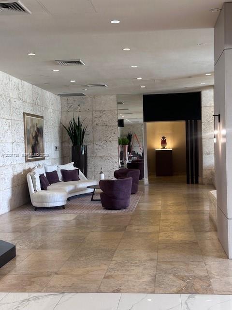 1511 1 / 2 1140 sq. ft. $ 2026-04-15 0 Photo