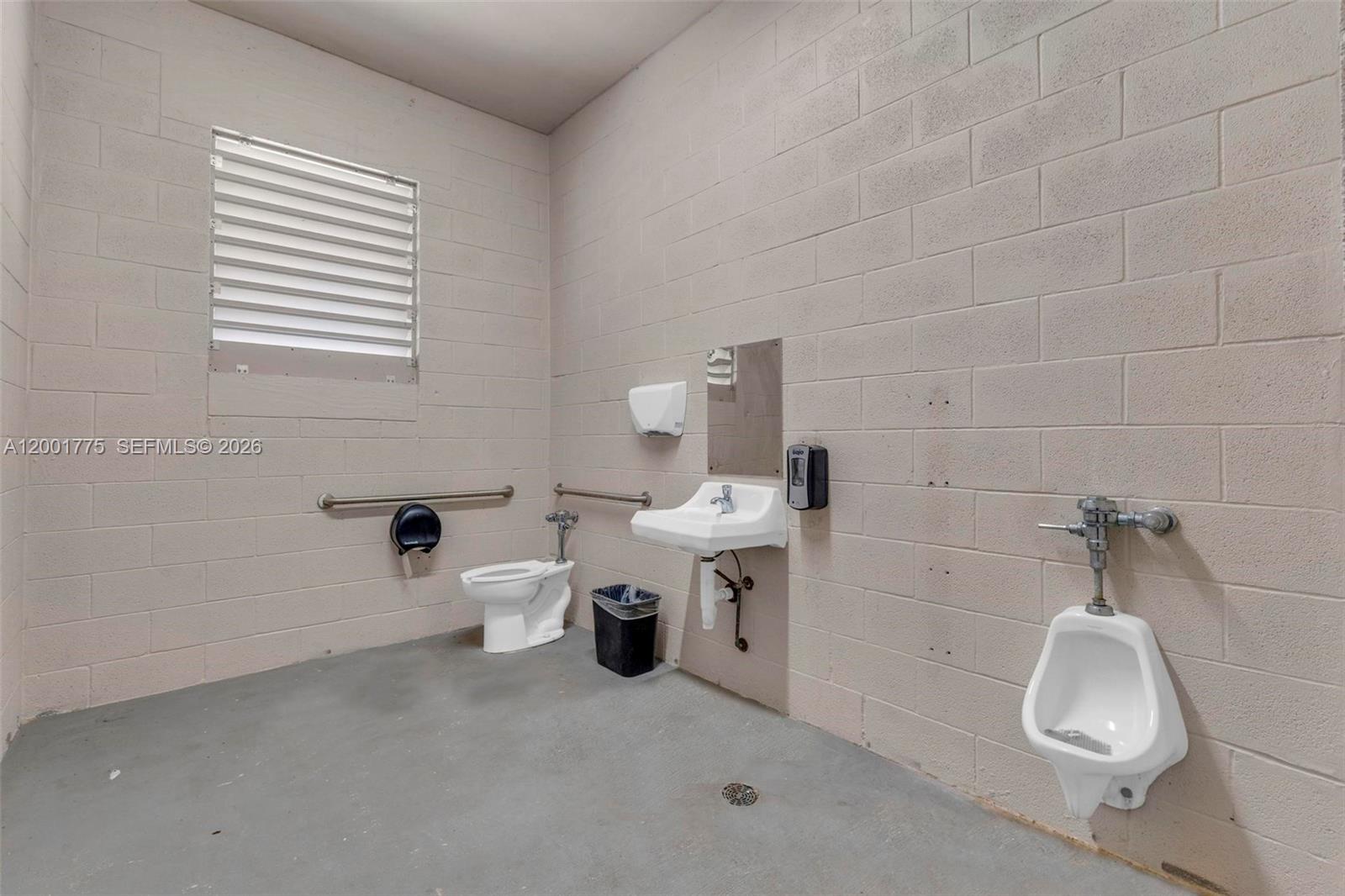   /   sq. ft. $ 2026-04-15 0 Photo