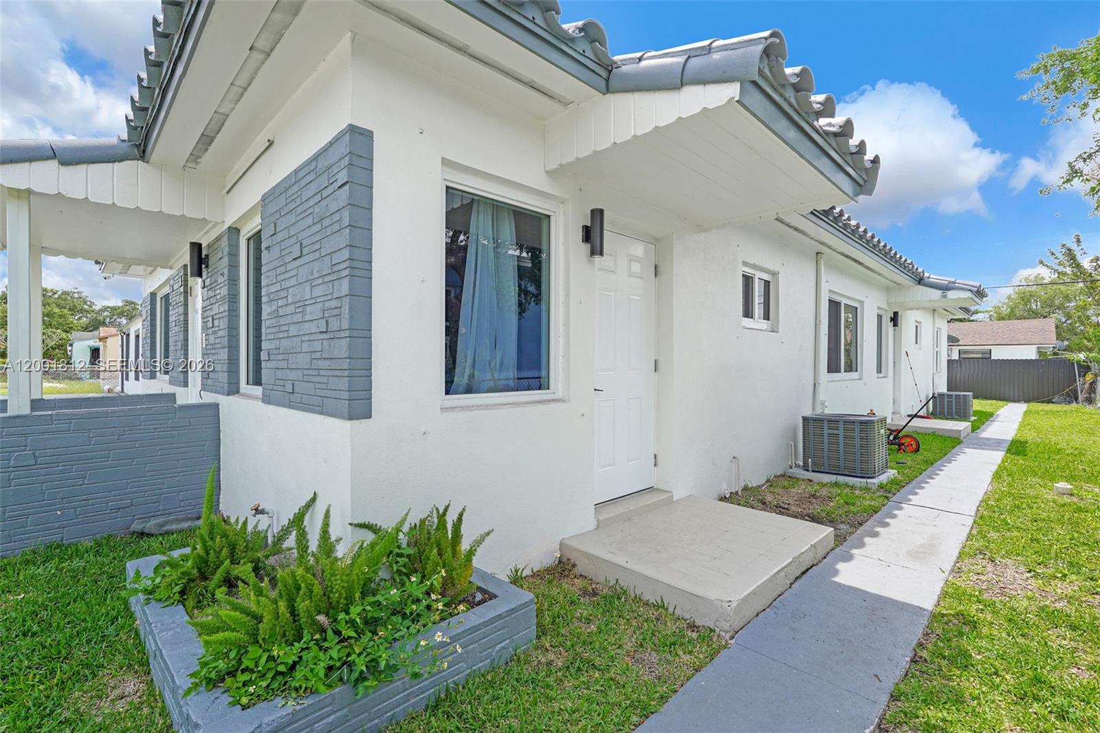   /  1620 sq. ft. $ 2026-04-15 0 Photo