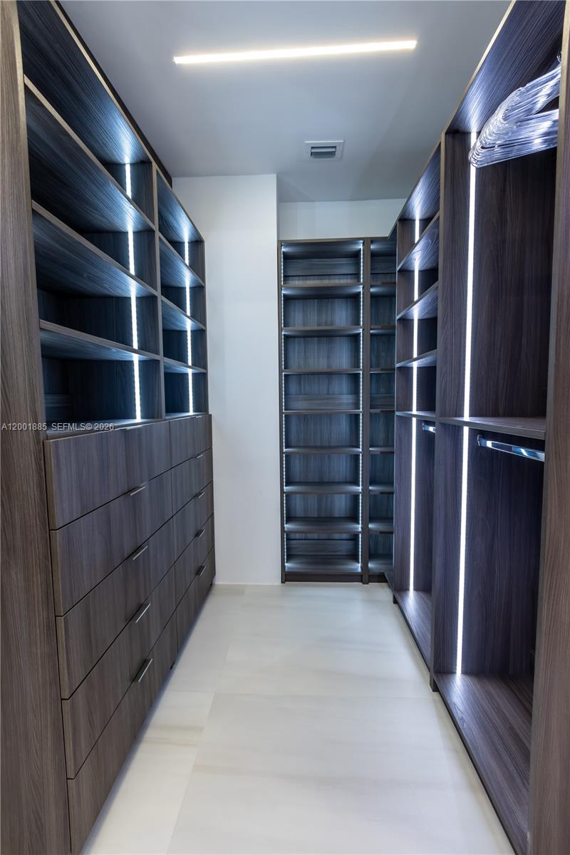 Photo of 3600 Mystic Pointe Dr  #114, Aventura, Florida, 33180 - 