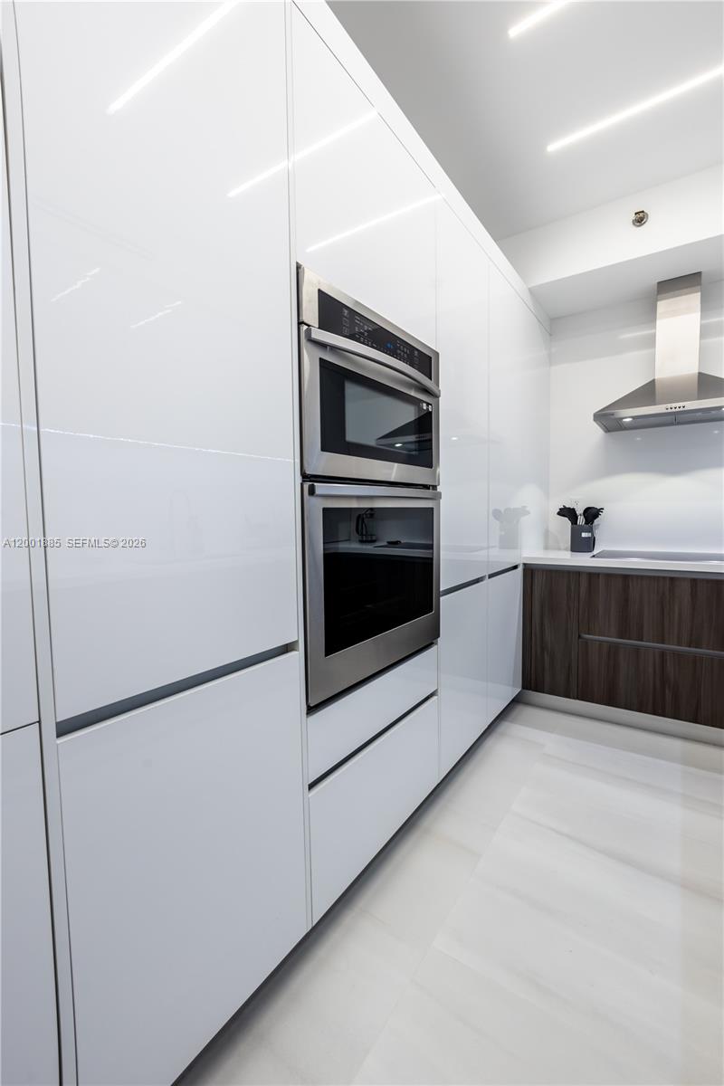 Photo of 3600 Mystic Pointe Dr  #114, Aventura, Florida, 33180 - 