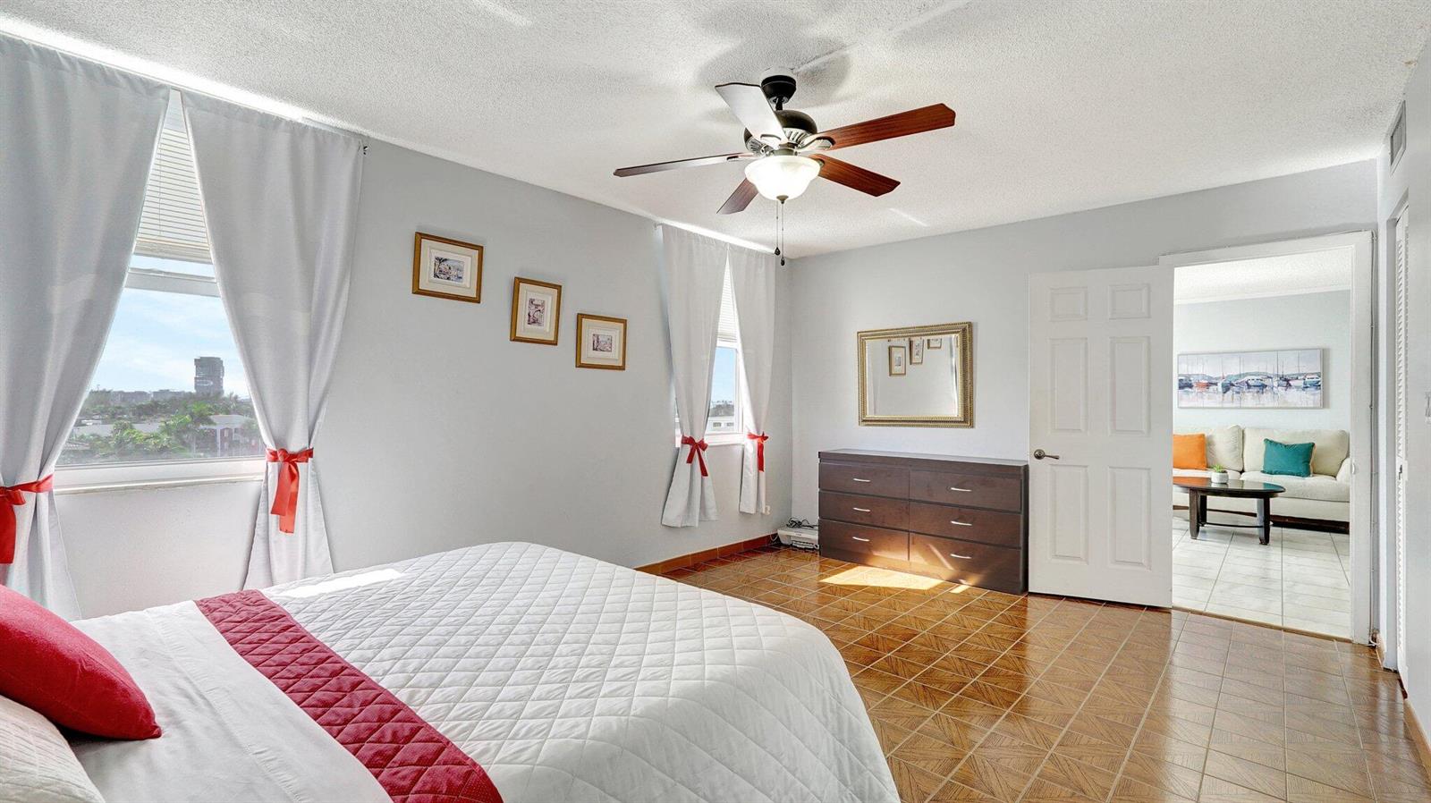Photo of 427 Golden Isles  #5j, Hallandale Beach, Florida, 33009 - 26-web-or-mls-DSC04276