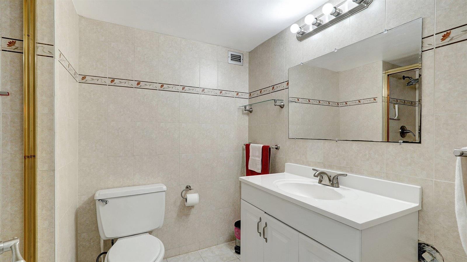 Photo of 427 Golden Isles  #5j, Hallandale Beach, Florida, 33009 - 11-web-or-mls-DSC04181