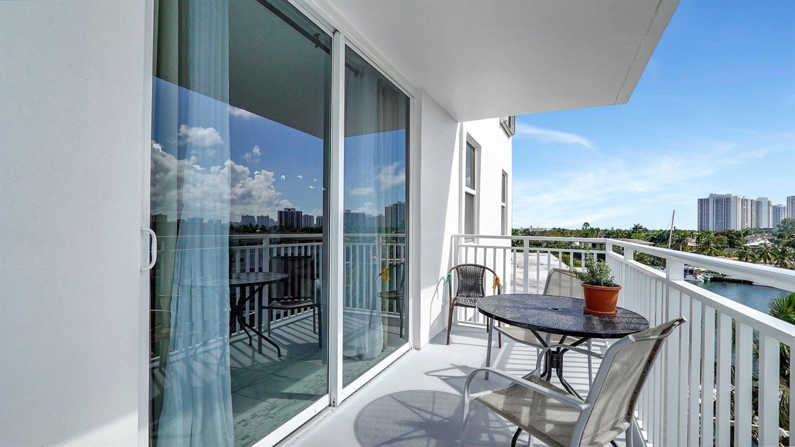 Photo of 427 Golden Isles  #5j, Hallandale Beach, Florida, 33009 - 31-web-or-mls-DSC04241