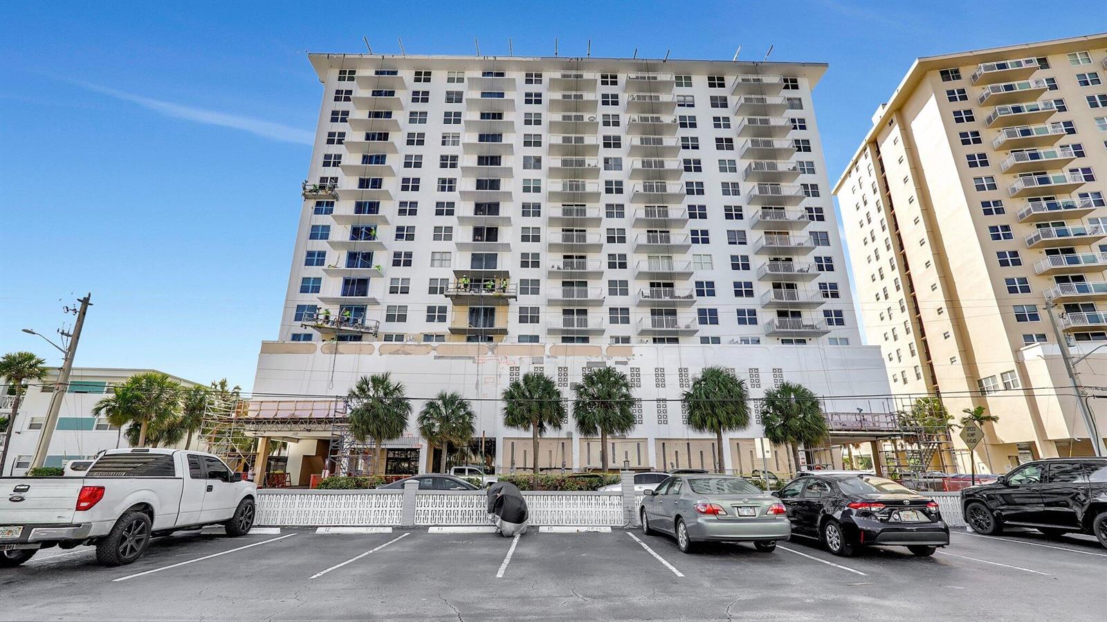 Photo of 427 Golden Isles  #5j, Hallandale Beach, Florida, 33009 - 1-web-or-mls-DSC04291
