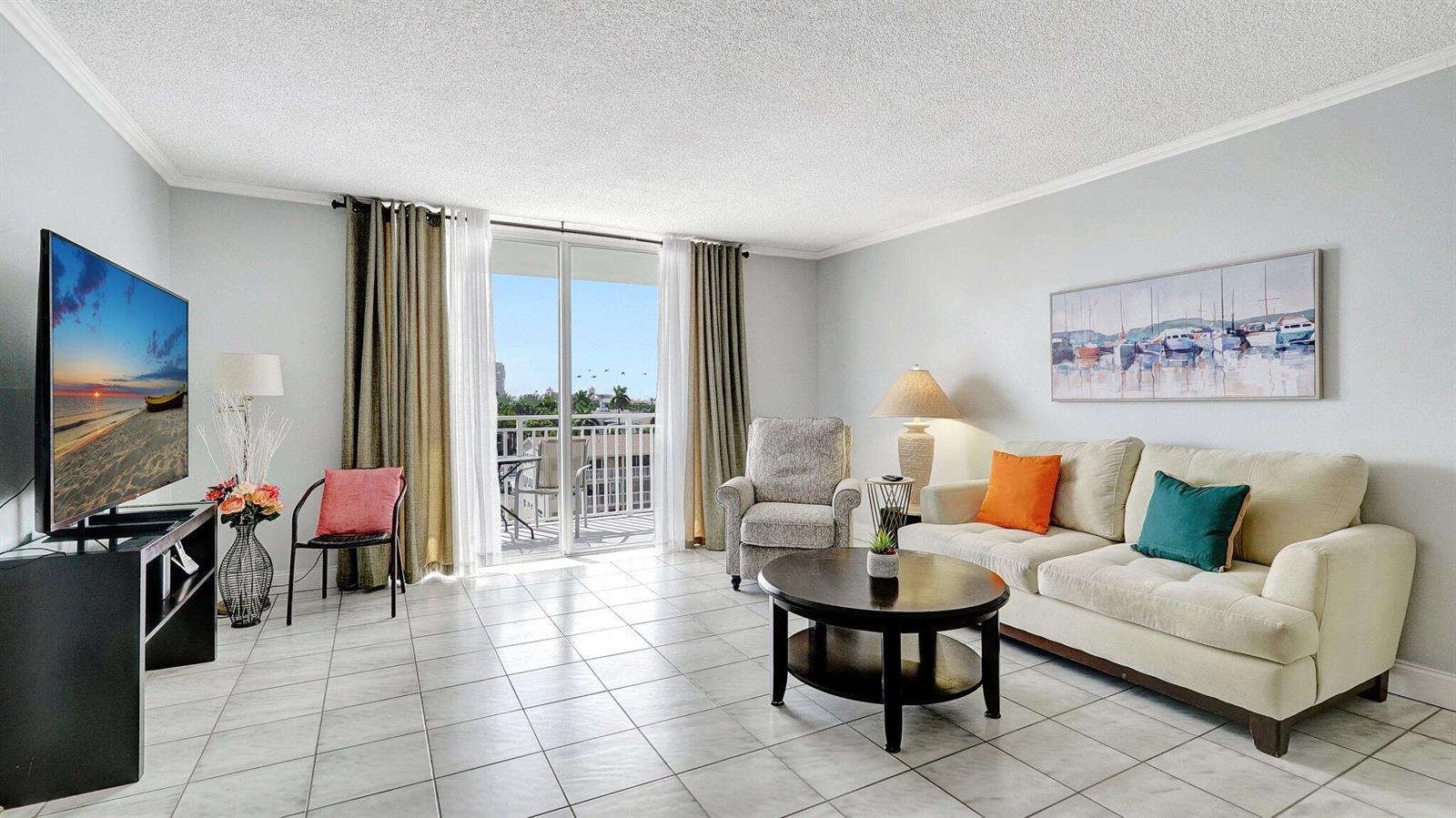 Photo of 427 Golden Isles  #5j, Hallandale Beach, Florida, 33009 - 19-web-or-mls-DSC04221