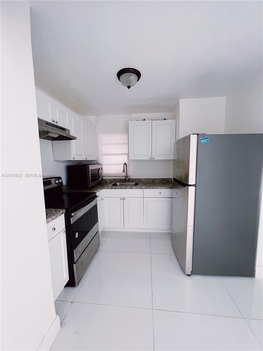 110 2 / 2 1085 sq. ft. $ 2026-04-15 0 Photo