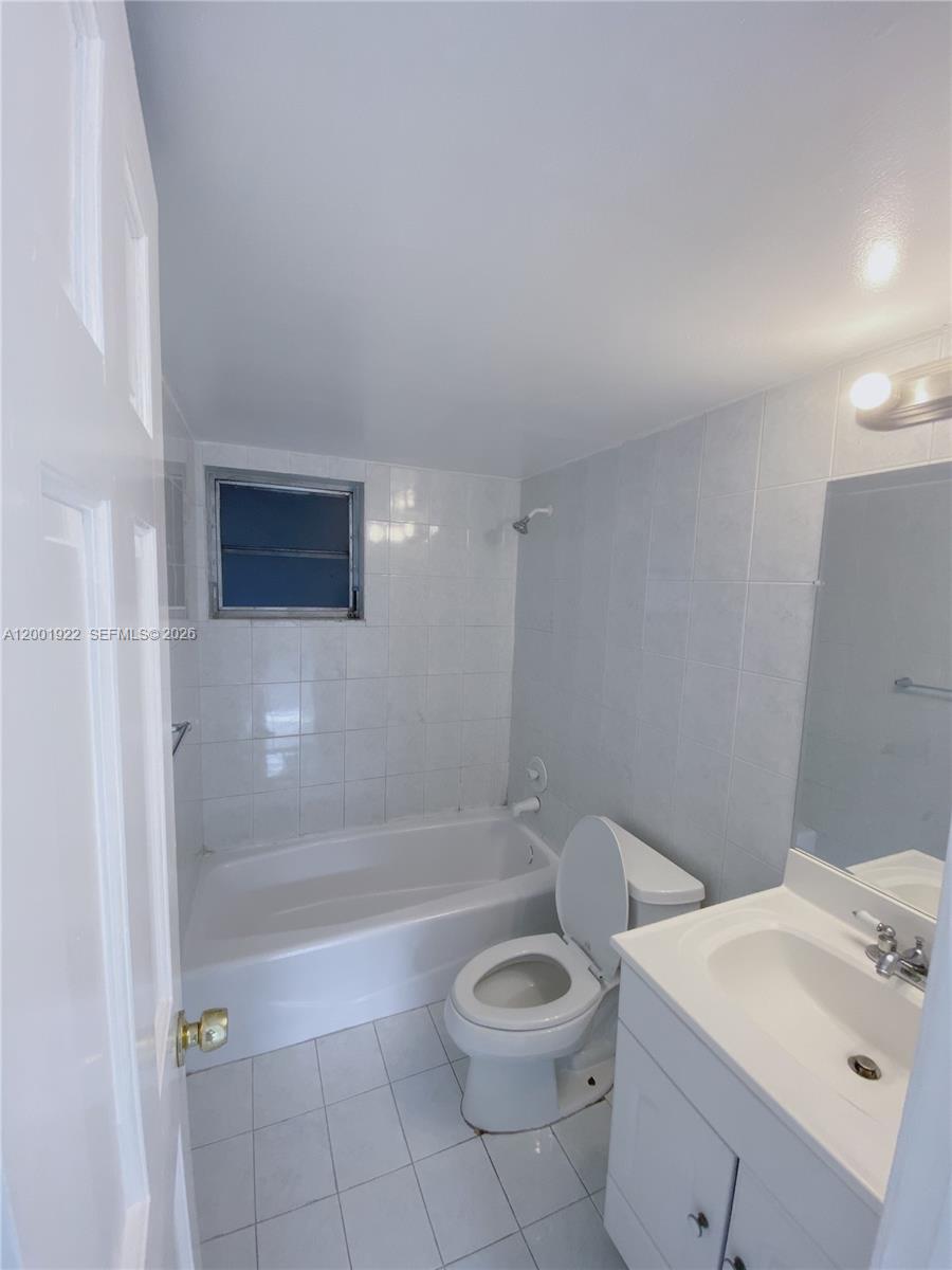 110 2 / 2 1085 sq. ft. $ 2026-04-15 0 Photo
