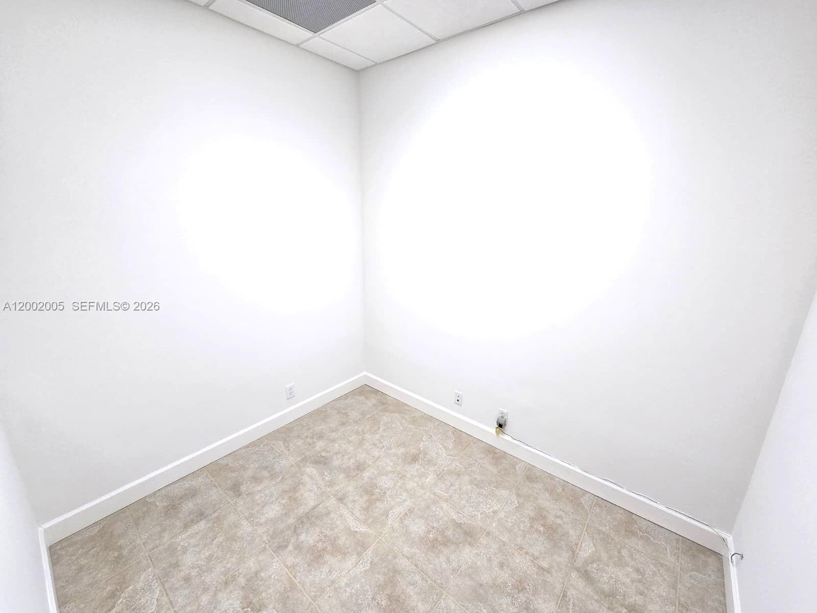 G  /   sq. ft. $ 2026-04-15 0 Photo