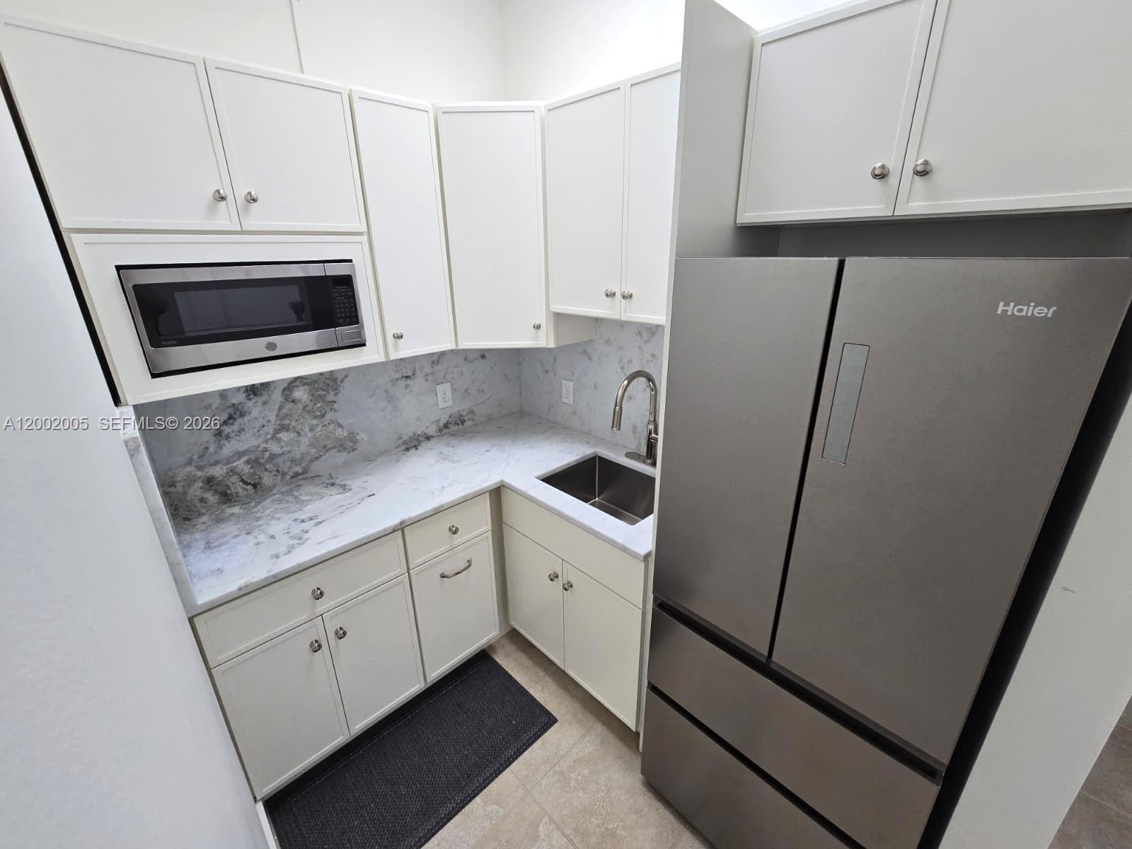G  /   sq. ft. $ 2026-04-15 0 Photo