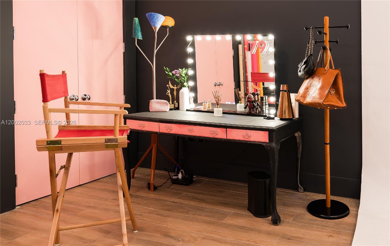   /   sq. ft. $ 2026-04-16 0 Photo