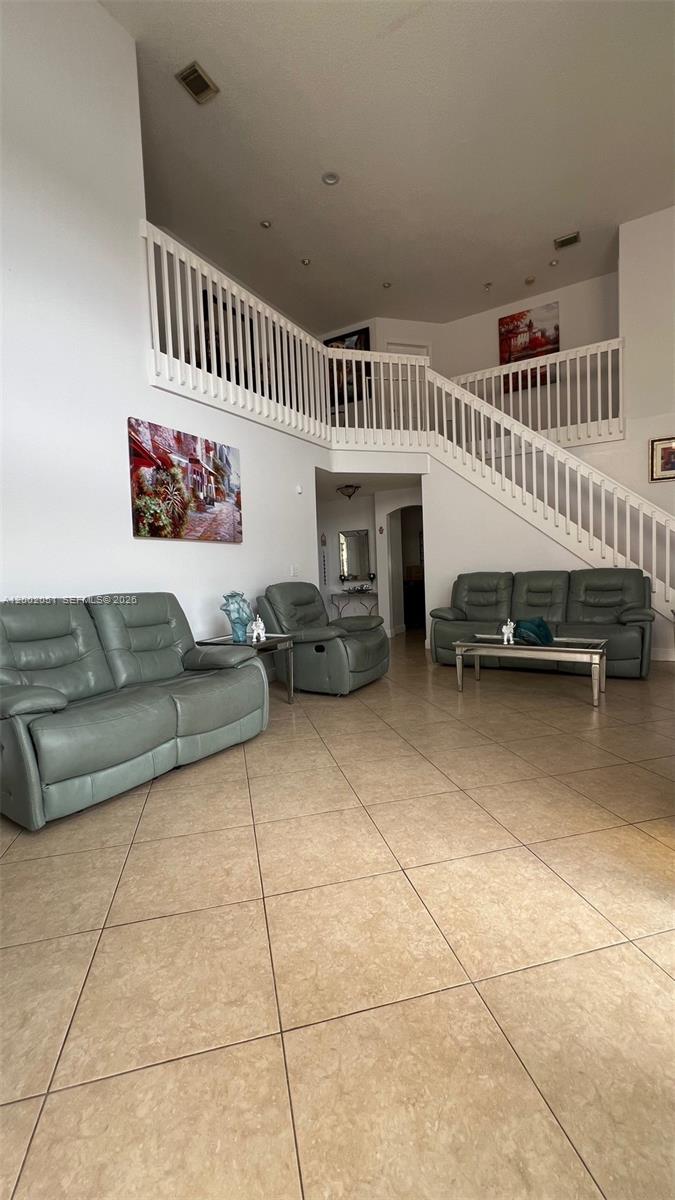 Photo of 1590 Seagrape Way  (1590), Hollywood, Florida, 33019 - 